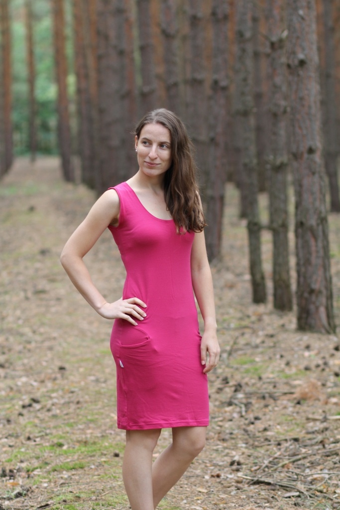 Letné šaty z merina Leváre - sýtoružová 190g
