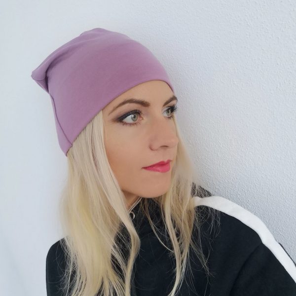 Hrejivá čiapka z merino vlny