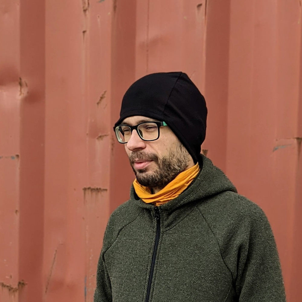 Merino čiapka Vápenná - čierna